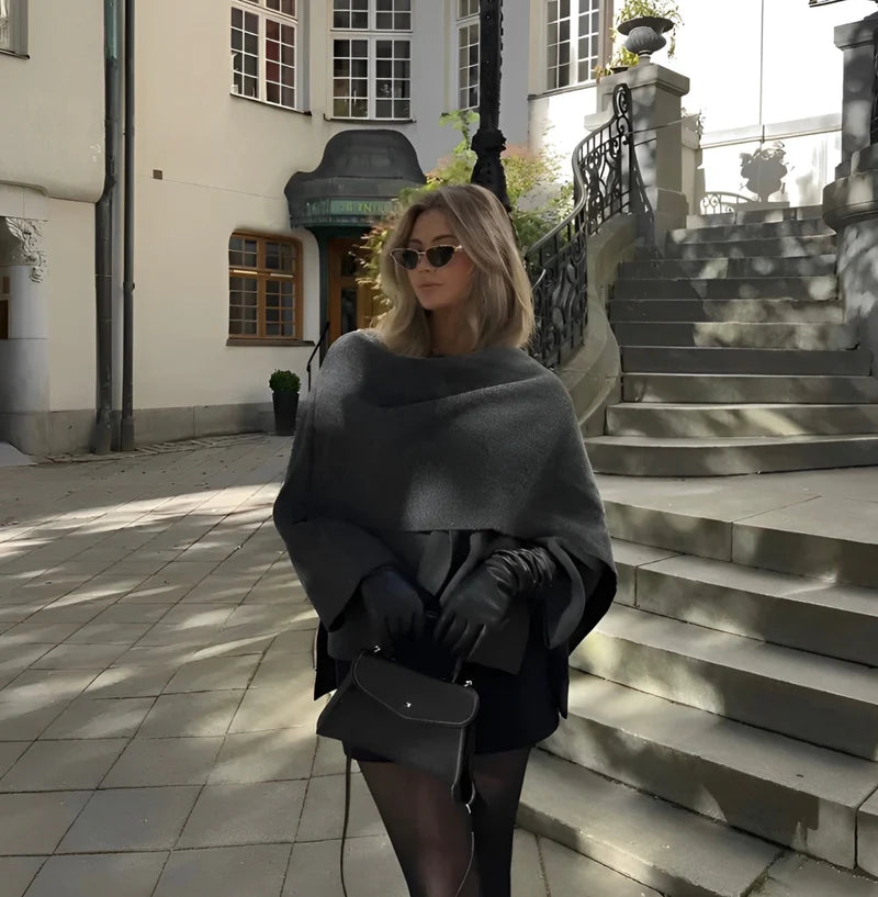 Cape Charme Asymétrique pour Femme