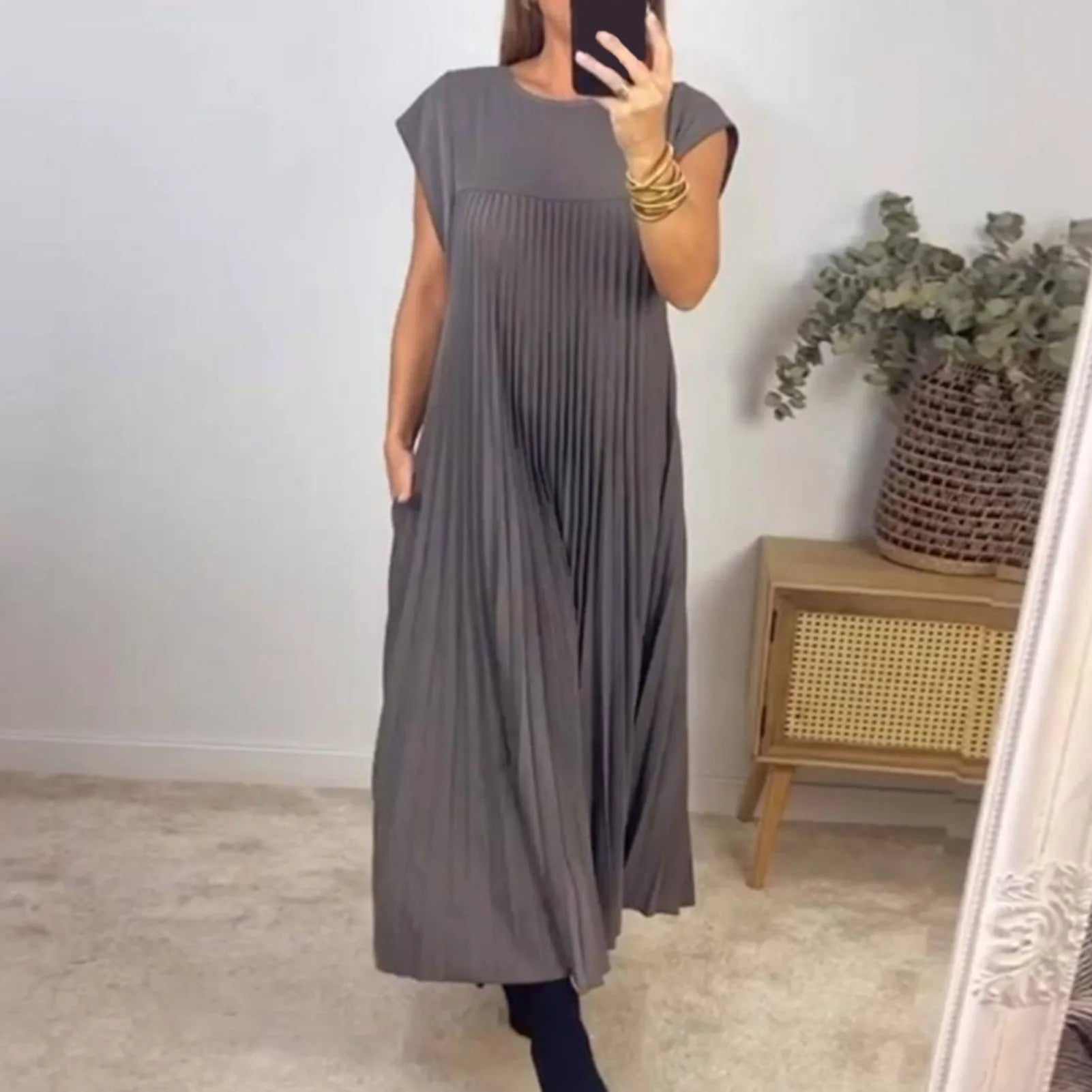 Robe Longue Plissée Élégante à Col Rond pour Femme